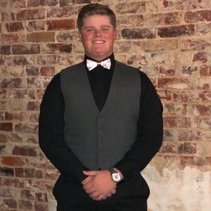 Meet your Posher, Nicolas